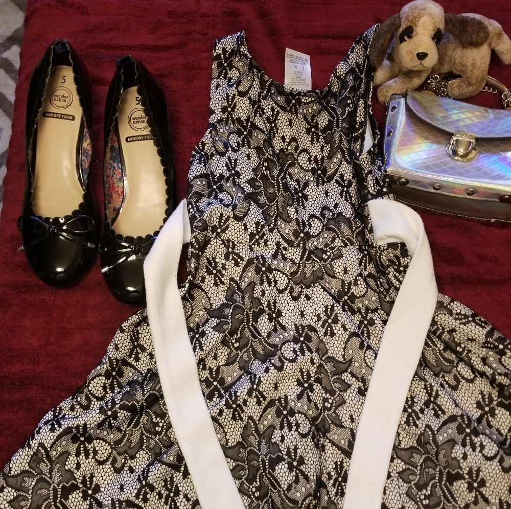 Girls sleeveless dress💃